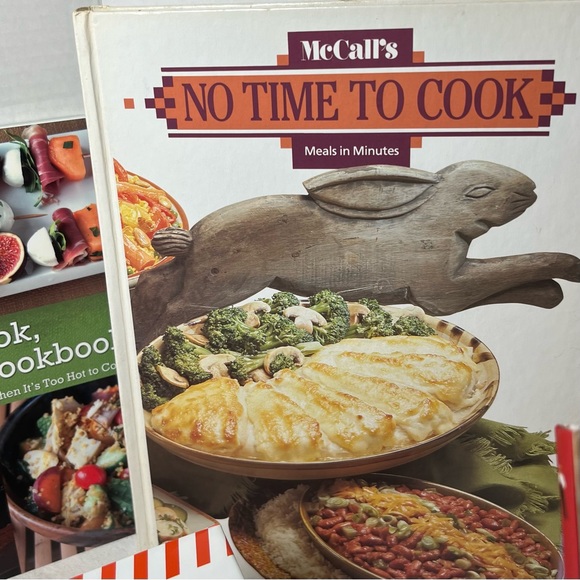 COOKBOOK NOOK GIFT SET - Picture 4 of 14